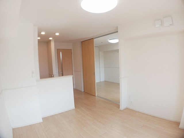 Ｙ・Ｙ・Ｙ　－　２２ リビング