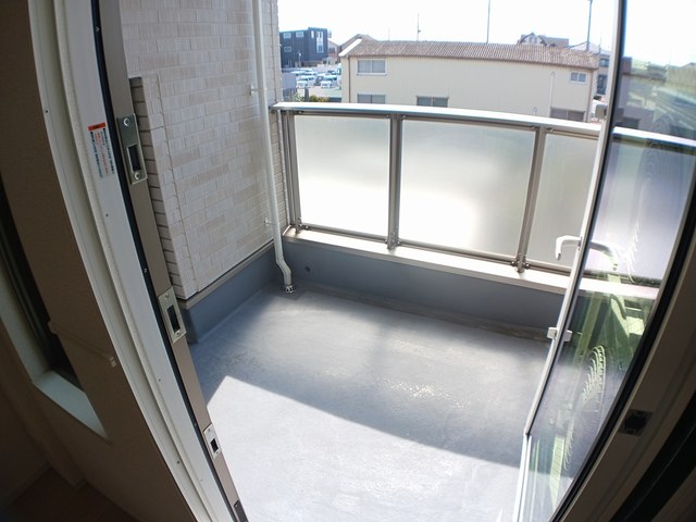 Ｙ・Ｙ・Ｙ　－　２２ ベランダ