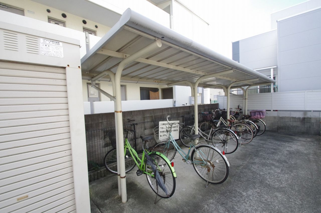 レオパレスＷＩＮＧ その他3