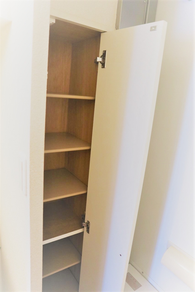 レオパレスＷＩＮＧ 玄関