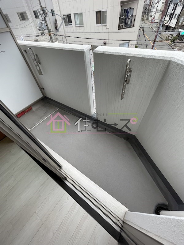 フォーリアライズ難波南ファーロ ベランダ