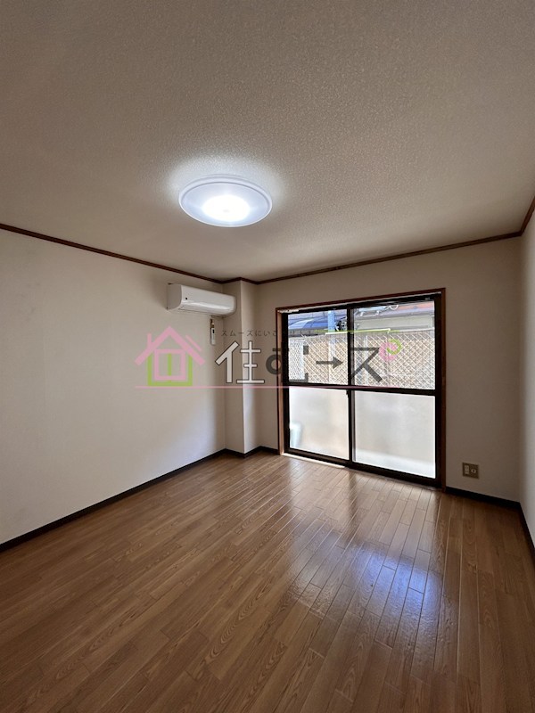 マンションKATSUDA ベッドルーム