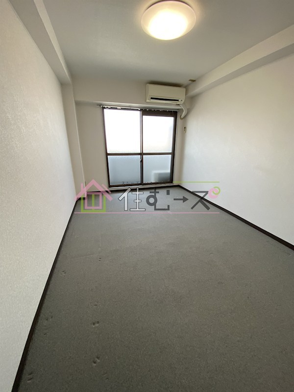 スカイハイツ中加賀屋 ベッドルーム