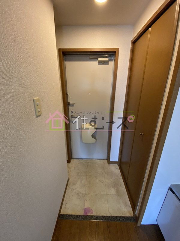 ラフィーネ 住之江 玄関