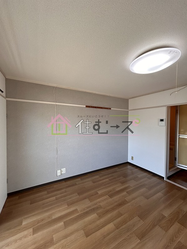 マンション五番館 リビング