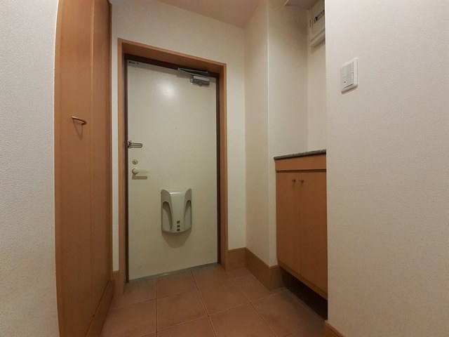 サンヒルズ　（生野区） 玄関