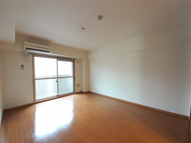 サンヒルズ　（生野区） リビング