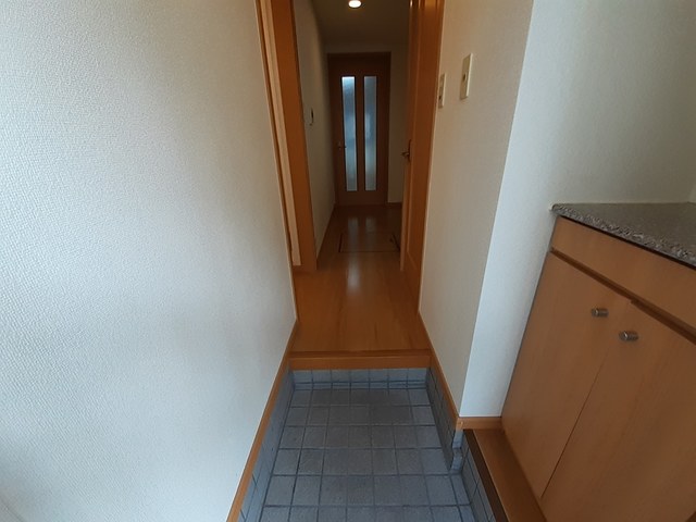 サンライズ 玄関