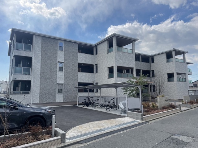 メゾン　アンソレイエ 外観