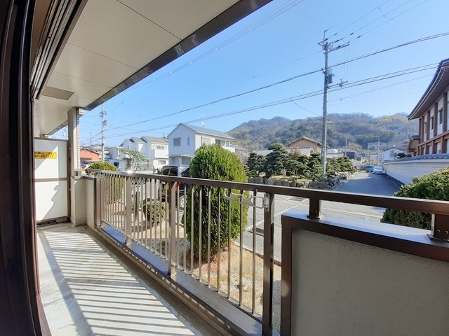 アメニティ　カタシモ ベランダ