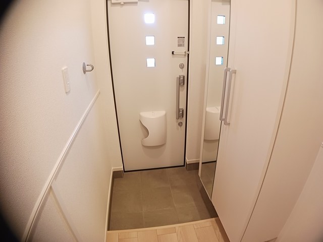 メゾン　ソレイユ 玄関