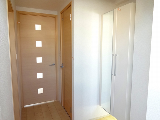 カーサ　ベレタ 玄関