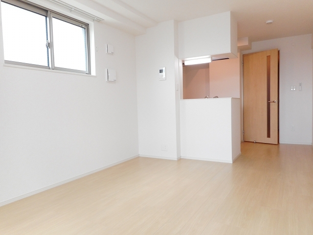 イースト　ブルー リビング