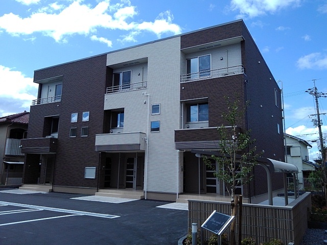 パインルーツⅡ 外観