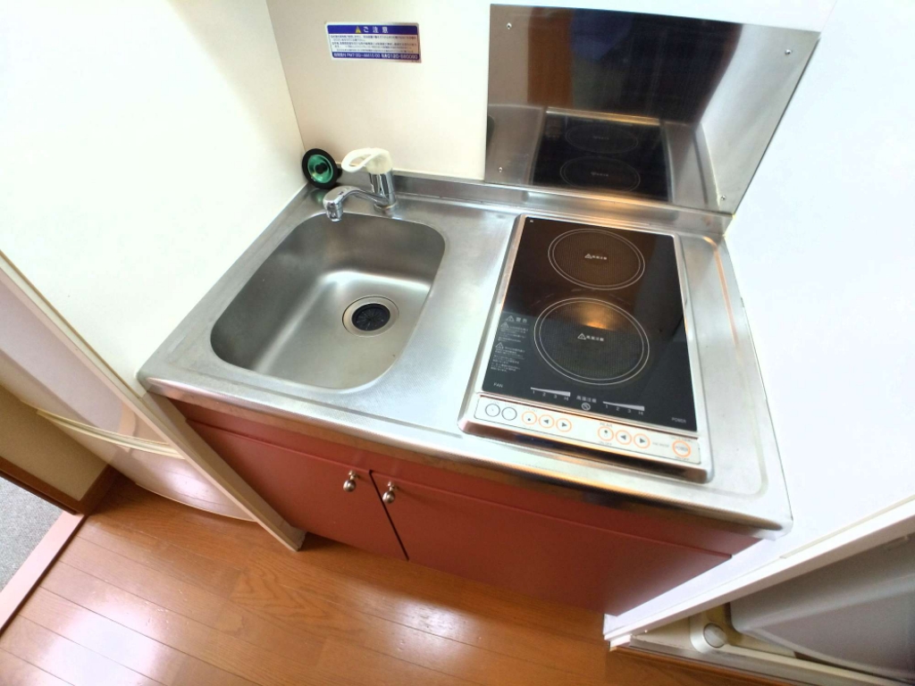 レオパレスブルーム キッチン