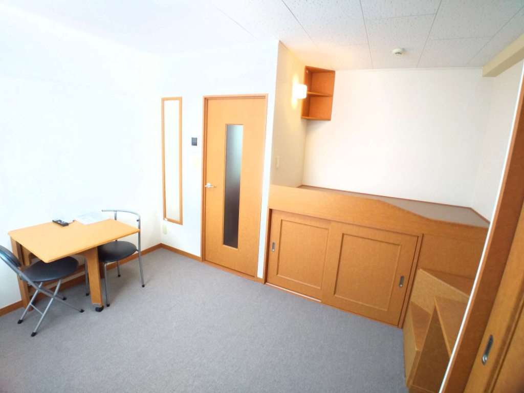 レオパレスブルーム ベッドルーム