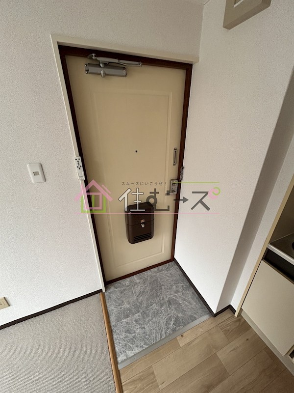 ハイツ青木 玄関