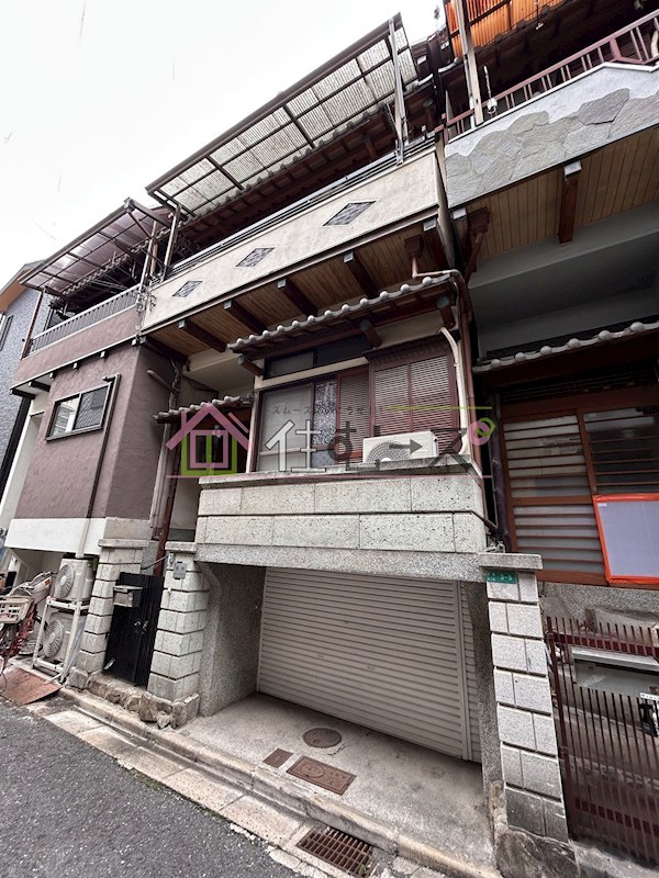 新高５丁目貸戸建て 外観