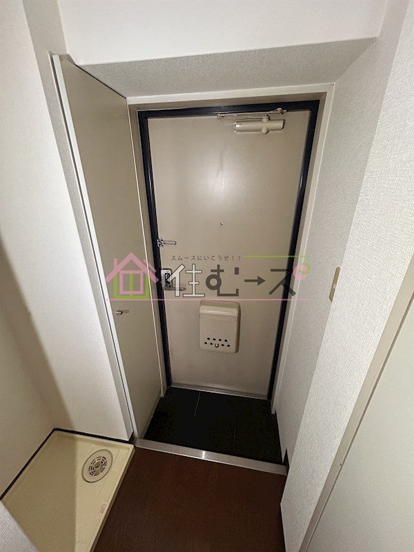 リーガル新大阪 玄関