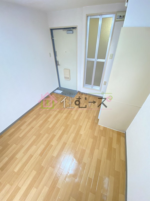 ロイヤルステージ上新庄 リビング