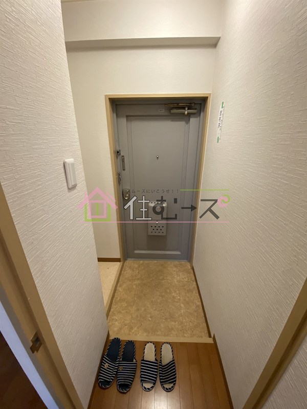 ミスターK上新庄 玄関