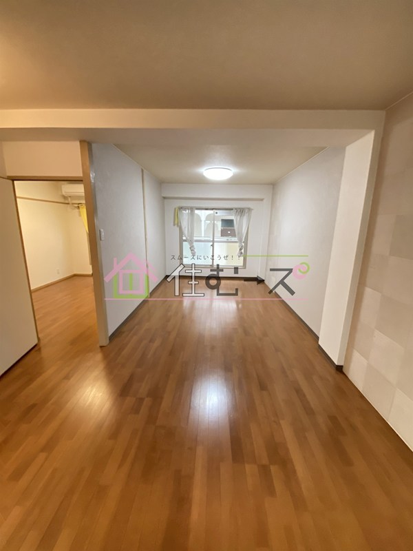 ミスターK上新庄 リビング