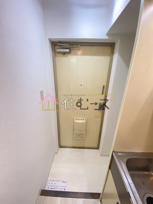 サンライト上新庄 玄関