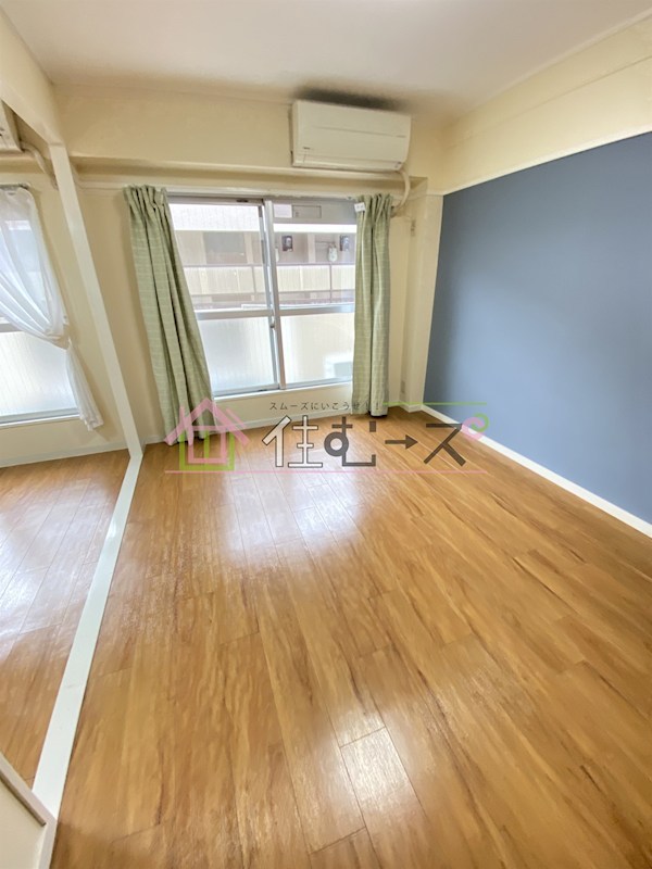 ミスターK上新庄 ベッドルーム