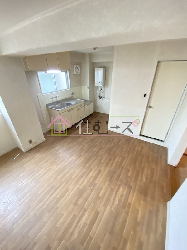 マンション光南 リビング