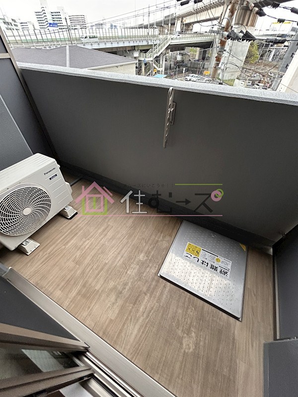 アドバンス大阪ヴェンティ ベランダ