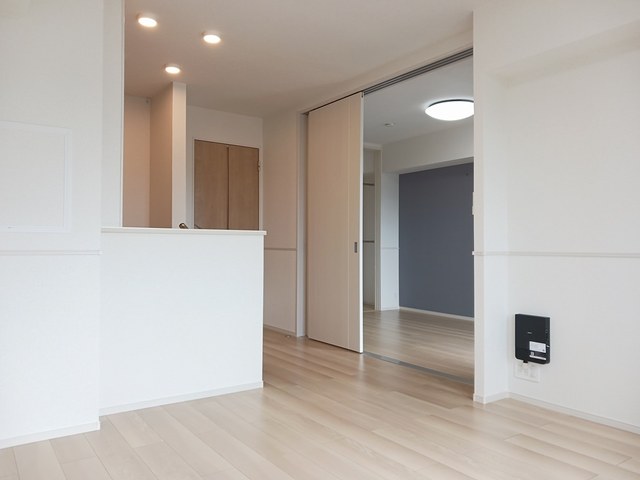 ラ・ルーチェ　Ｙ リビング