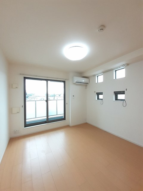 スリール　Ⅱ リビング