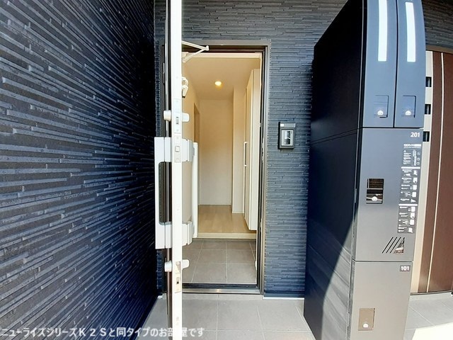 ＲＵＳＨ・ＢＬＯＯＭ上瓦屋Ⅰ 玄関