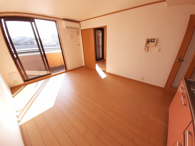 プリュクレール リビング