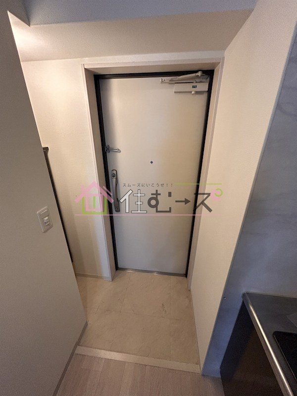 エグゼ難波西Ⅱ 玄関