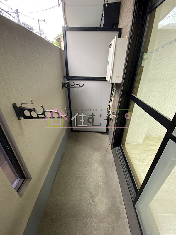 メゾンナカムラ北堀江 ベランダ