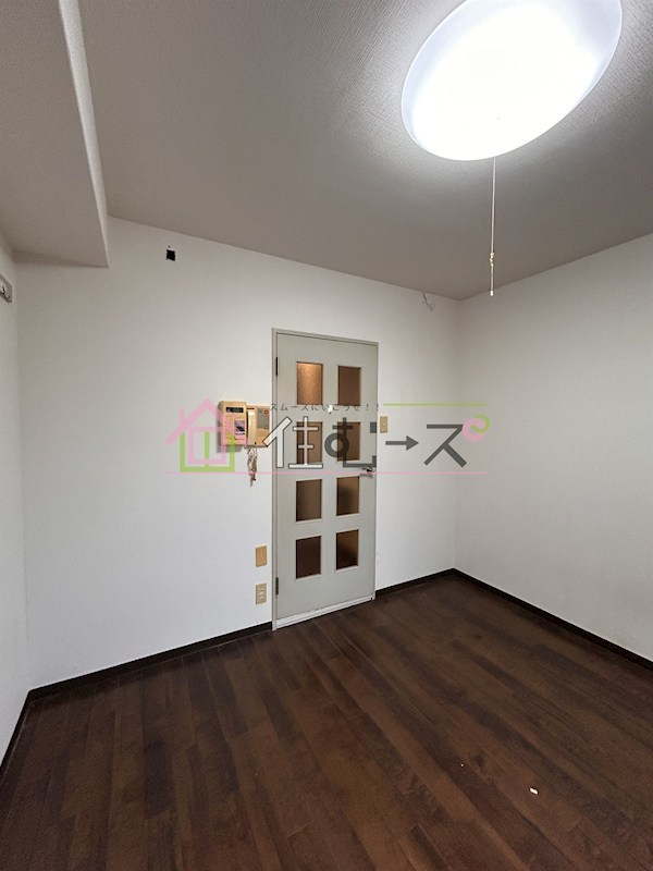 スカイ浪速 リビング