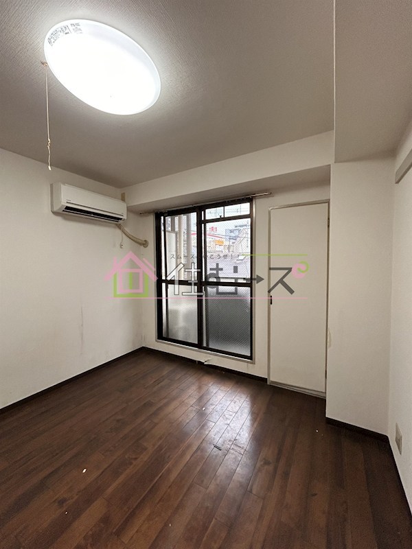 スカイ浪速 ベッドルーム