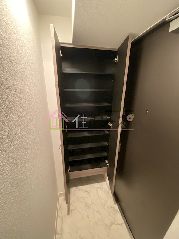 スワンズ江戸堀ウエストパーク 玄関