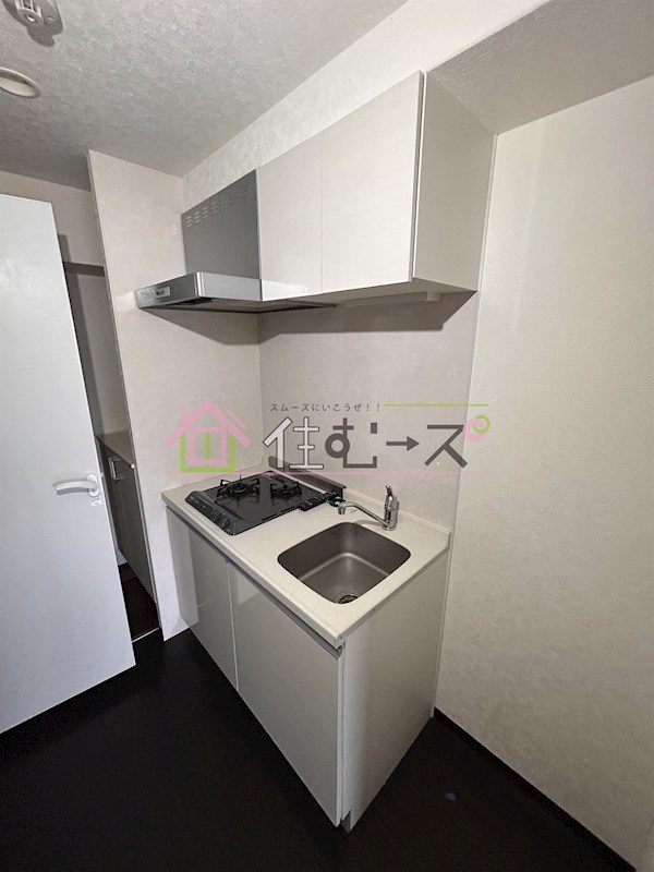 フォーリアライズ難波南ファーロ キッチン