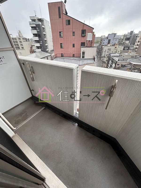 フォーリアライズ難波南ファーロ ベランダ