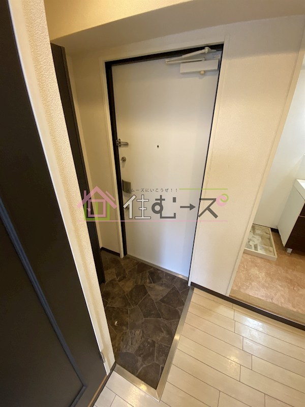 インペリアル新町 玄関