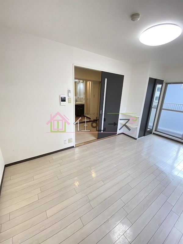 インペリアル新町 リビング