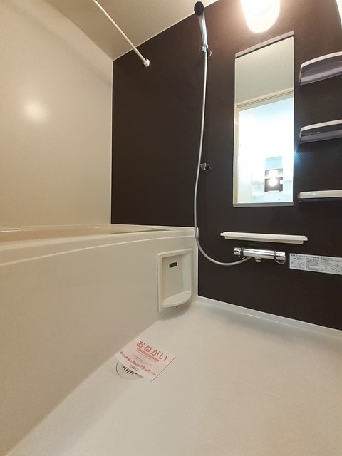 メゾンソレイユ 風呂画像