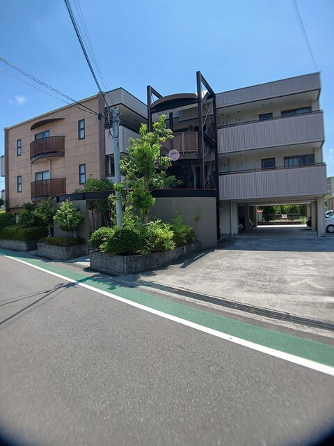 グランドゥール宝塚 外観