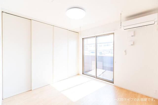 ラフレシール　ウエスト リビング