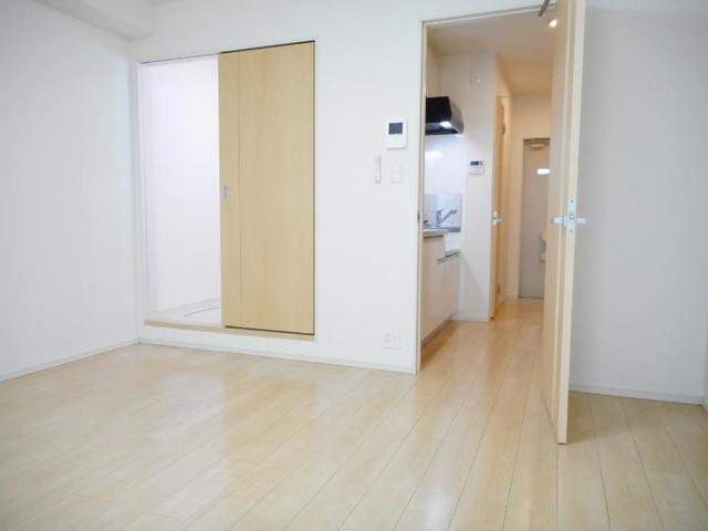 ホワイトスター リビング