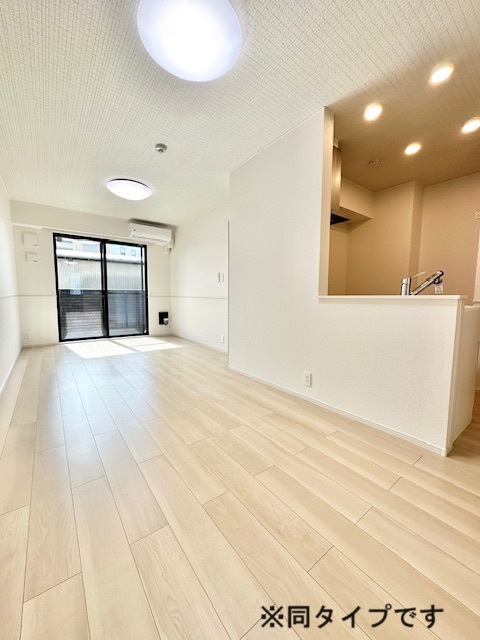 千僧５丁目アパート リビング