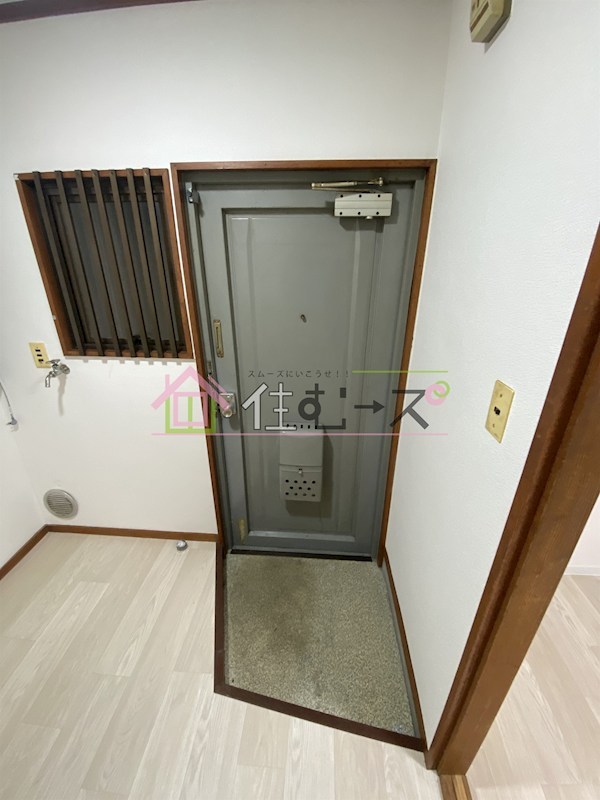 マンション池田 玄関