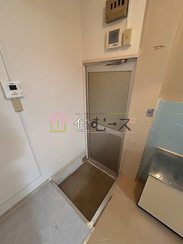 コモド天下茶屋 玄関